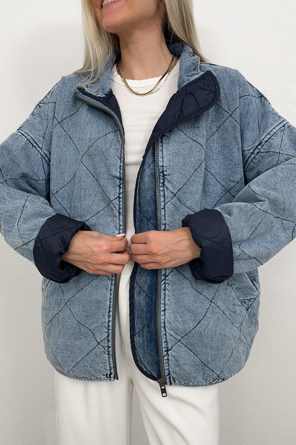 utcoco Women's Oversized Long Sleeve Denim Jacket Casual Loose Fit Zip Up Jean Quilted Jackets Coat with Pockets - Image 4