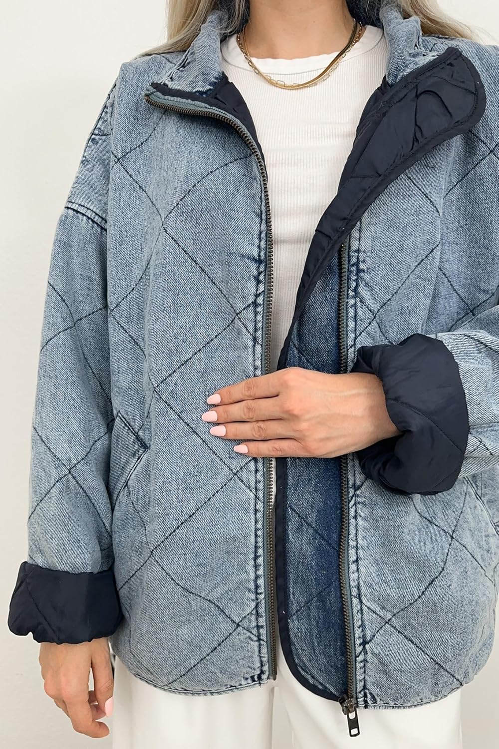 utcoco Women's Oversized Long Sleeve Denim Jacket Casual Loose Fit Zip Up Jean Quilted Jackets Coat with Pockets - Image 5